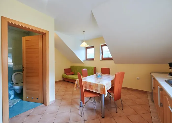 Tourist Farm Kolar Smještaj na farmi Ljubno